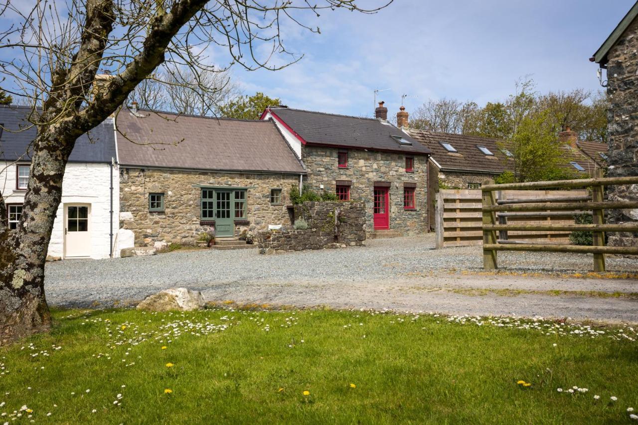 The Nogg Cottages Solva Exterior photo