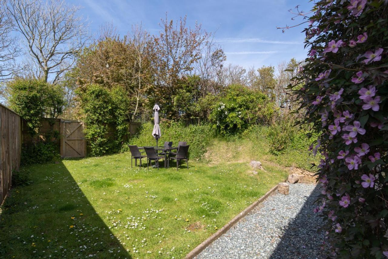 The Nogg Cottages Solva Exterior photo