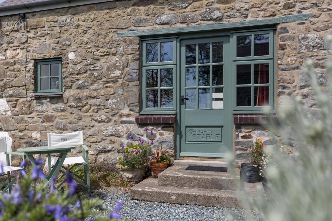 The Nogg Cottages Solva Exterior photo