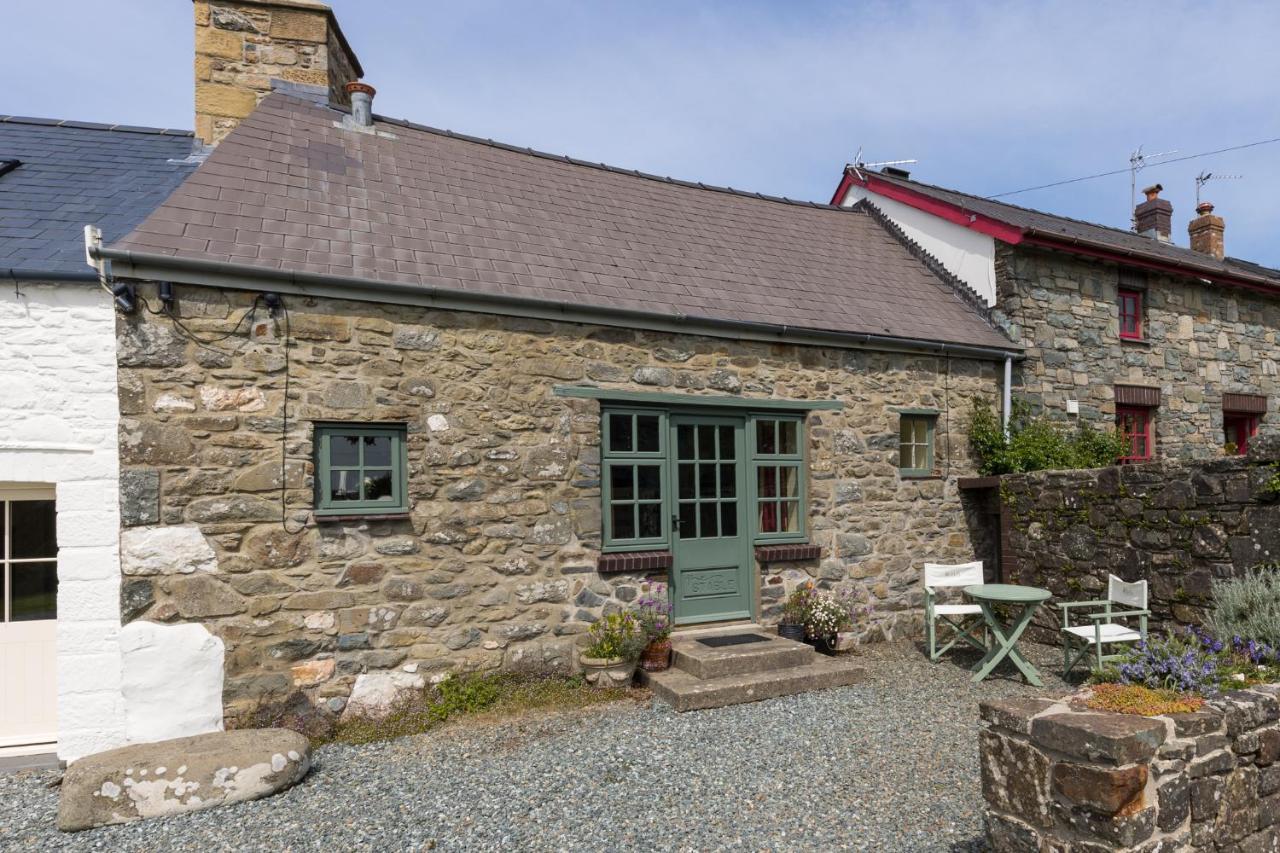 The Nogg Cottages Solva Exterior photo