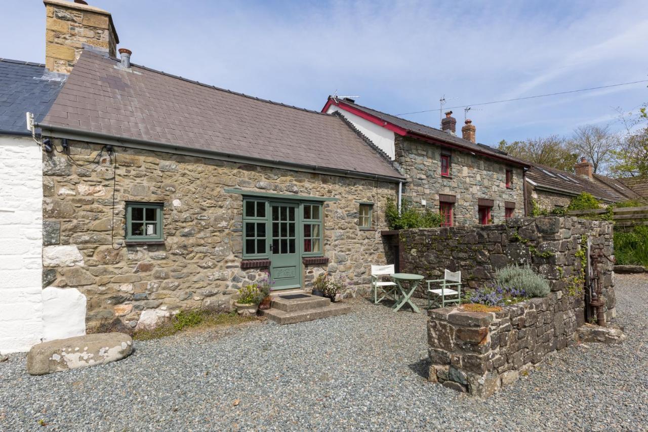 The Nogg Cottages Solva Exterior photo